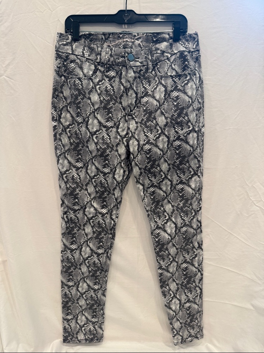 Seven7 Snakeskin Print Skinny Jeans in Black & Gray, High Rise Skinny, Size 12